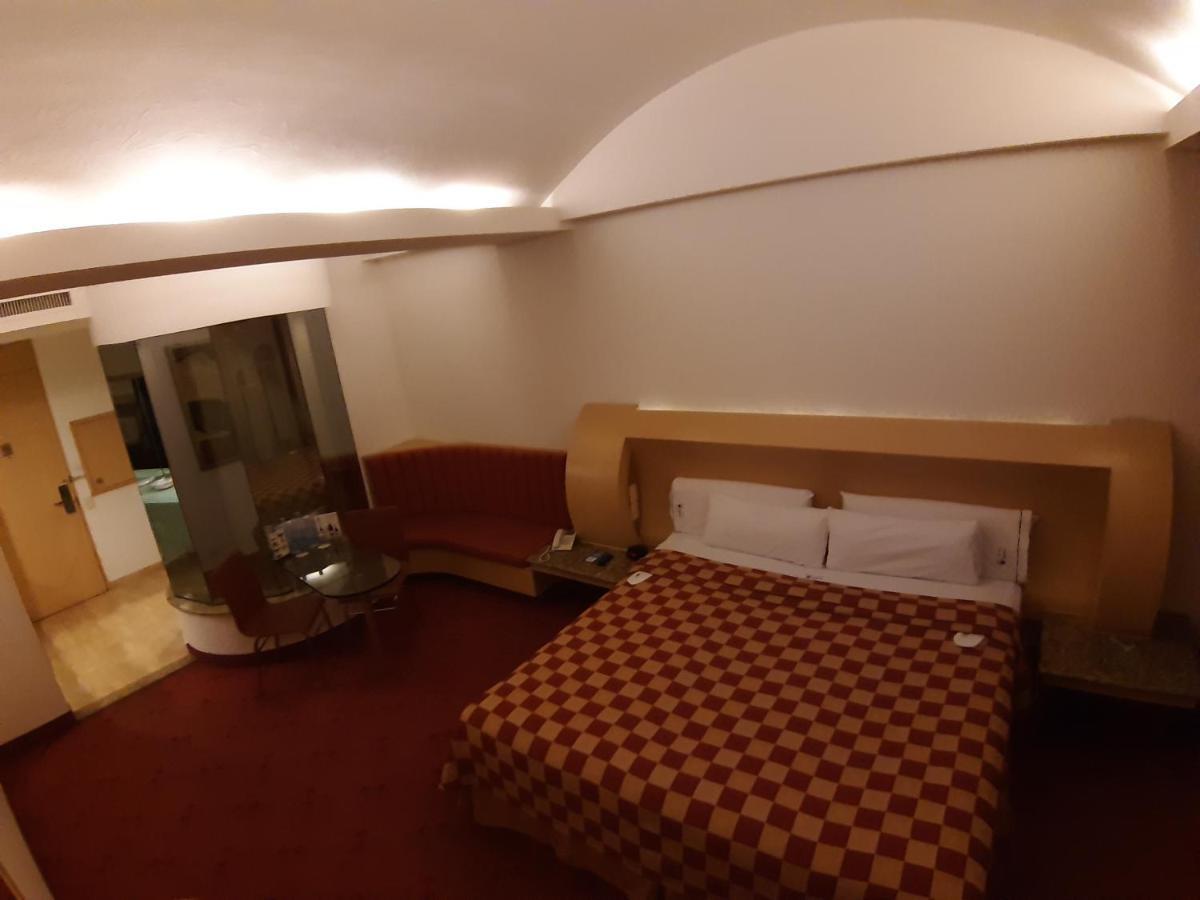 Auto Hotel Legaria Мехико Экстерьер фото