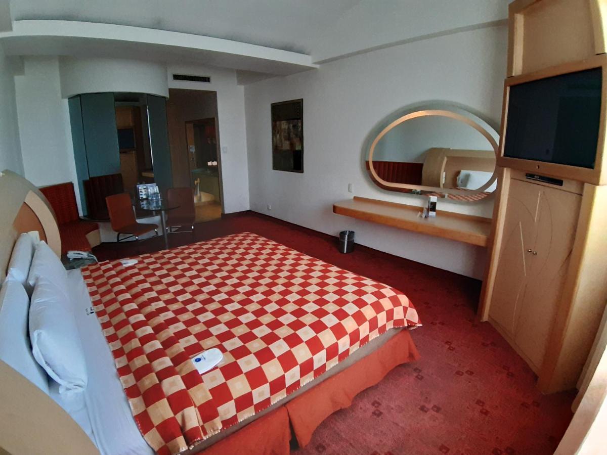 Auto Hotel Legaria Мехико Экстерьер фото