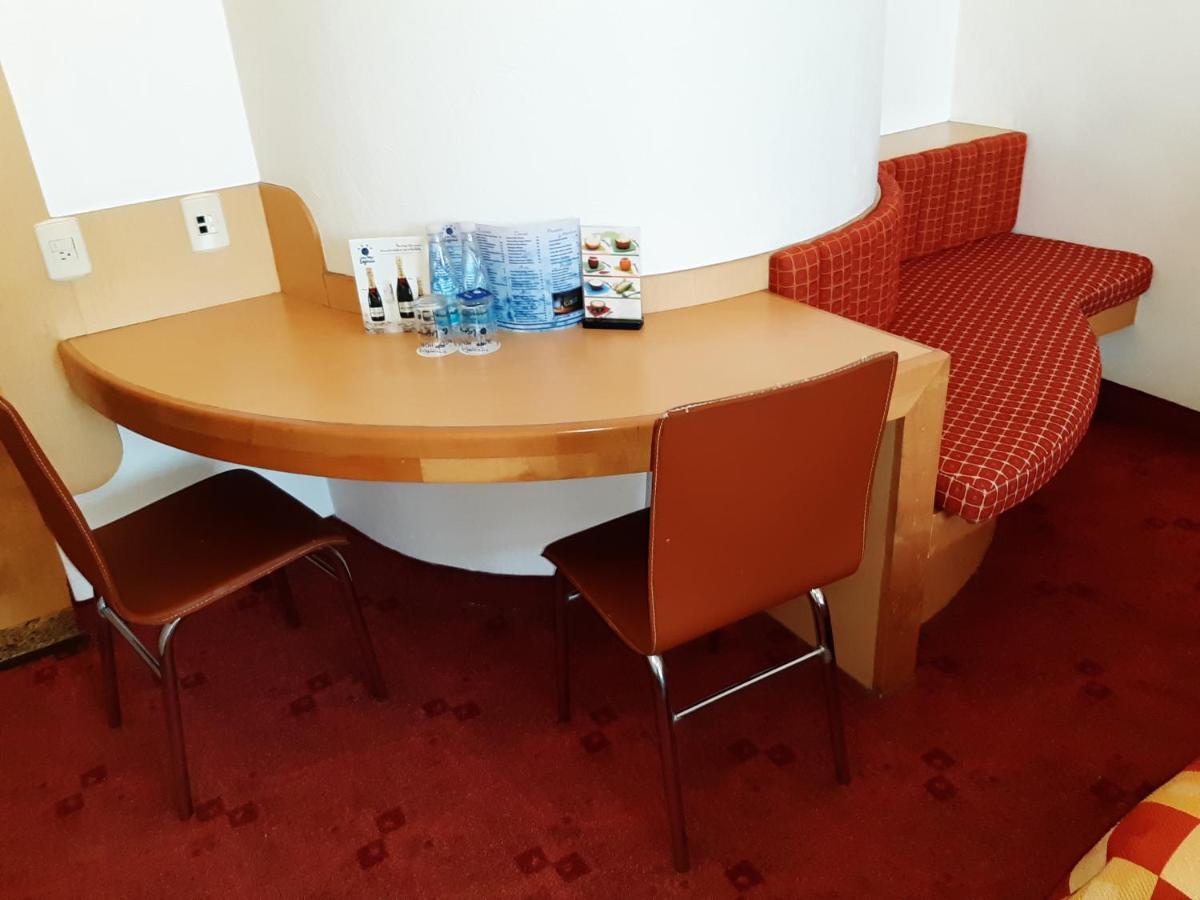 Auto Hotel Legaria Мехико Экстерьер фото